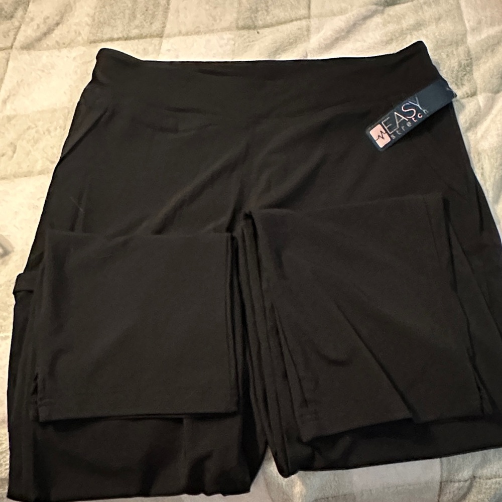 Womens Easy Stretch scrub pants.